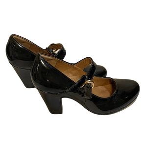 Sofft Patent Leather Mary Jane Chunky Heel